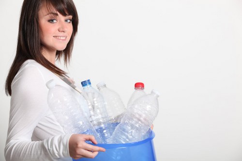 Careful domestic clearance for mixed household items